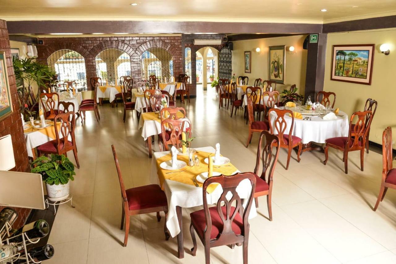 Hotel Olimpico En Quevedo Екстериор снимка